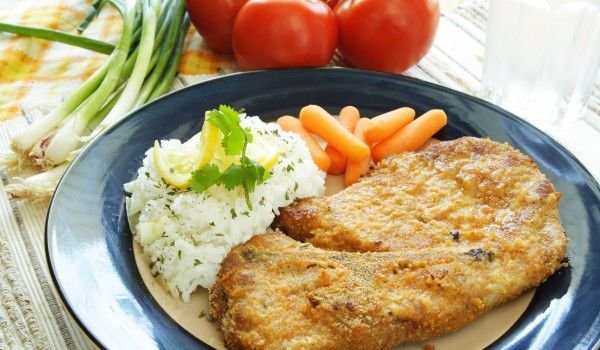 Панирани свински котлети