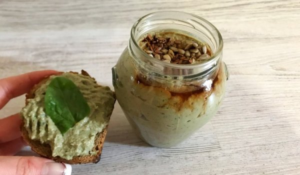 Пастет със спанак