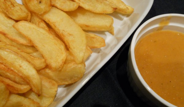 Пататас Бравас (Patatas Bravas)