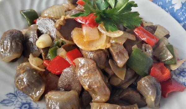 Патешки воденички с лук и чушки
