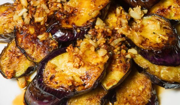 Патладжани с орехи