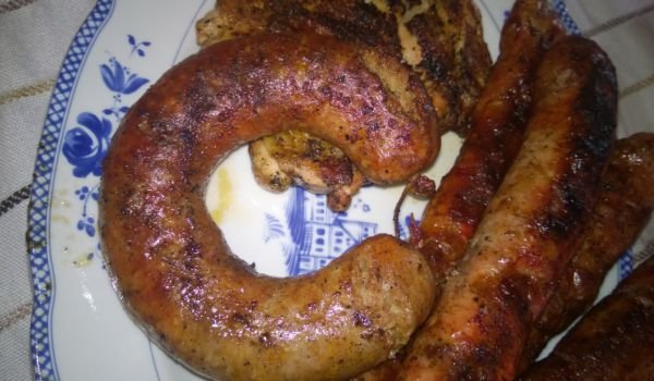 Печен домашен суджук на грил