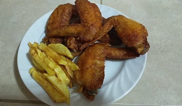 Печени крилца с подправки