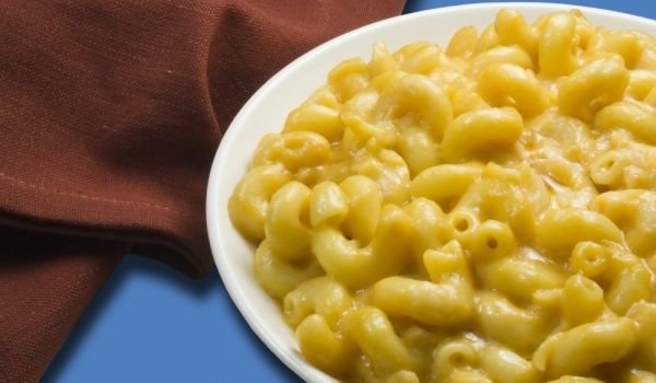 Печени макарони с маслен сос