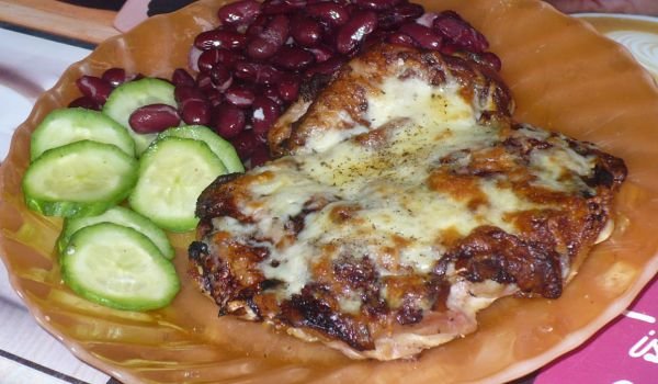Печени пилешки пържоли с кашкавал