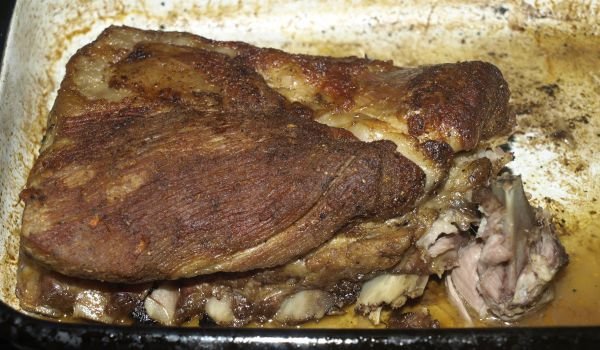 Печени свински гърди с бира