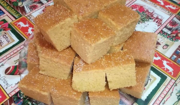 Персийски царевичен кекс