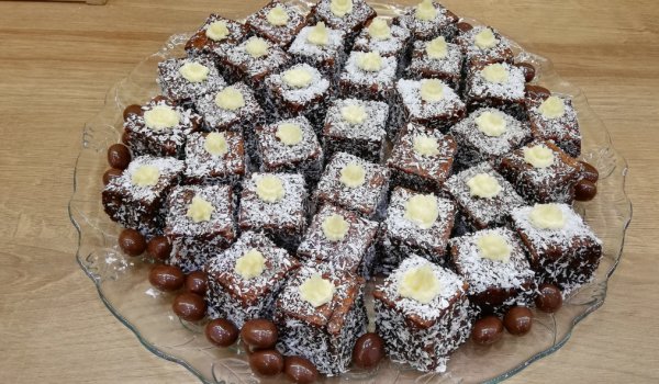 Петифури Разкош