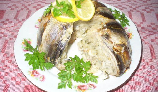 Пилаф с аншоа в гювече
