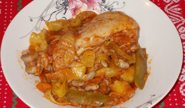 Пилешка манджа с два вида боб