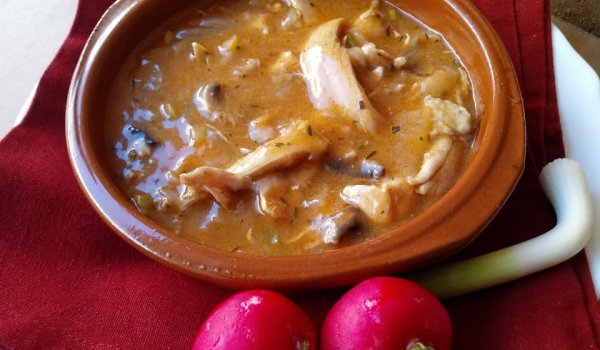 Пилешка манджа с праз лук