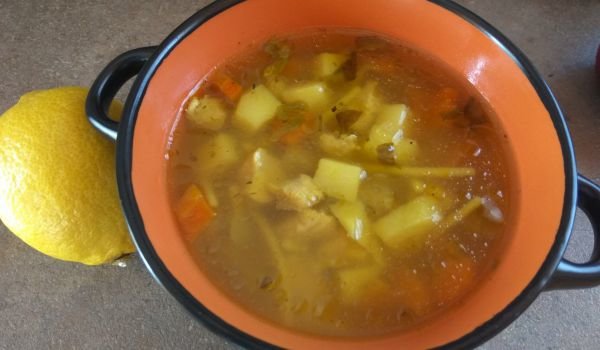 Пилешка супа с мащерка