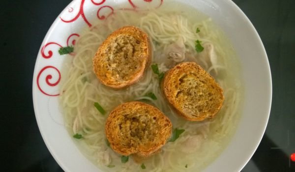 Пилешка супа с масло и домашни бруските