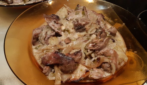 Пилешки дробчета с ябълка