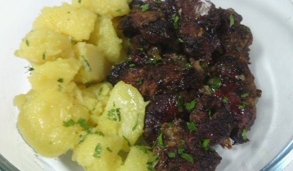 Пилешки дробчета с вино