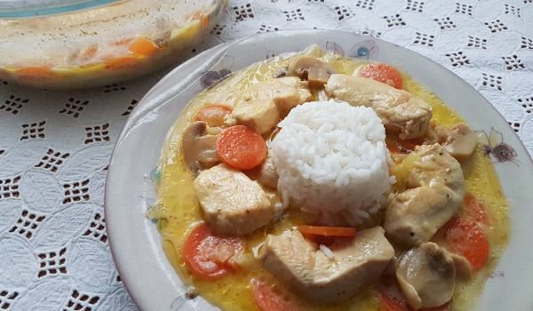 Пилешки хапки в гъбен сос