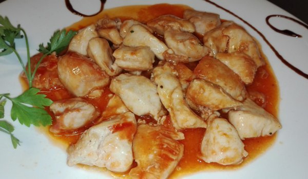 Пилешки хапки в кисело-сладък сос