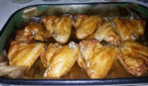 Пилешки крилца в сладко-кисела марината