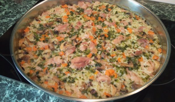 Пилешки късчета с ориз на фурна