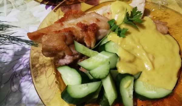 Пилешки пържоли в Златен сос