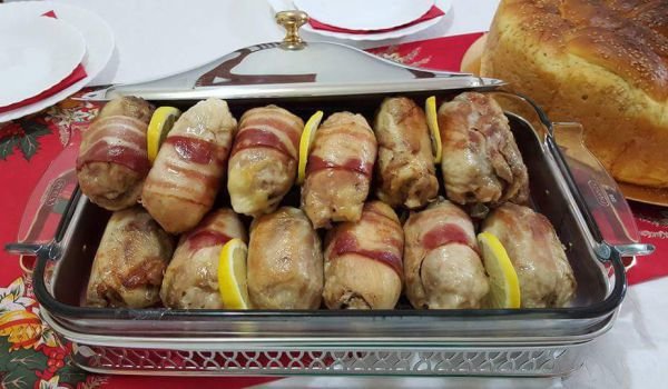 Пилешки рула в бекон