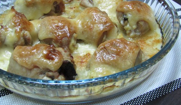 Пилешки рулца с топено сирене