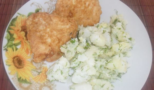 Пилешки шницели с гарнитура