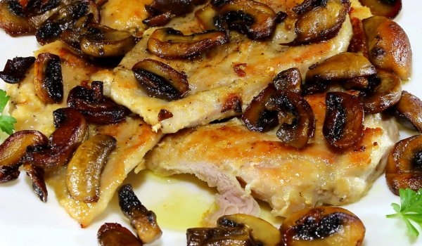 Пилешки скалопини с гъби