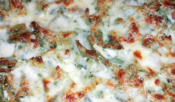 Пилешко с броколи, моркови и карфиол