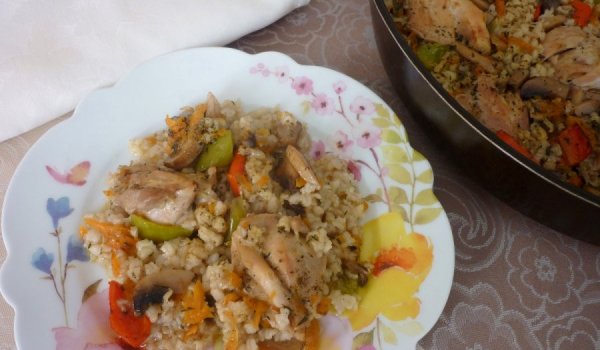Пилешко с кафяв ориз