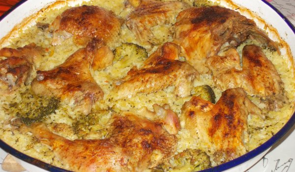 Пилешко с ориз и броколи