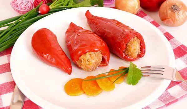 Пиперки, пълнени с риба