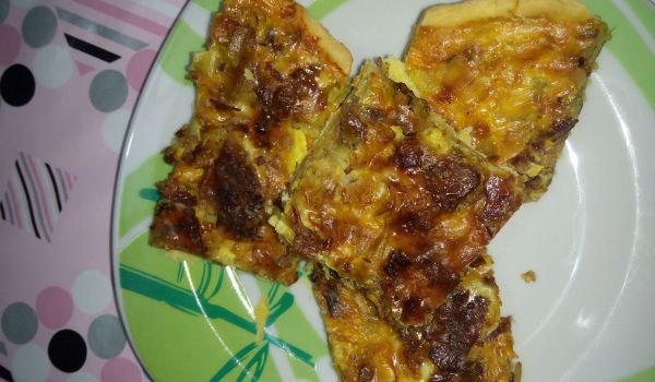 Пирог с праз лук и месо