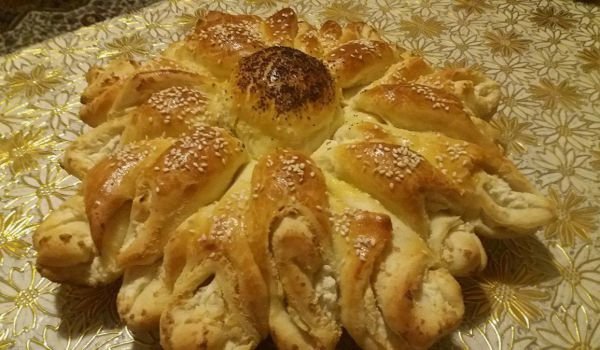 Питка с извара и масло