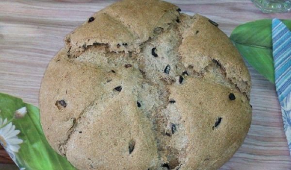 Питка с маслини и подправки