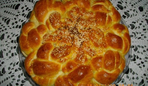 Питка с плетеници