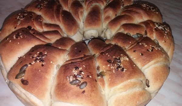 Питка със семена