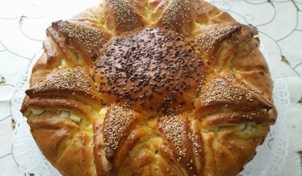 Питка цвете със сирене