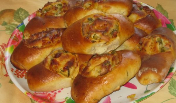 Питки с богата плънка