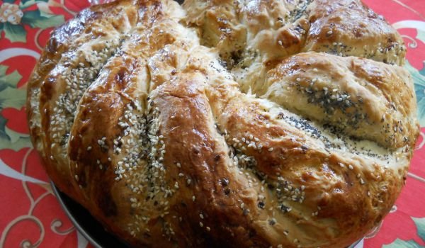 Погача с микс от семена