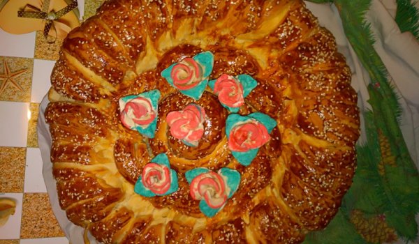 Погача с рози