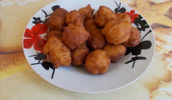 Понички с извара за закуска