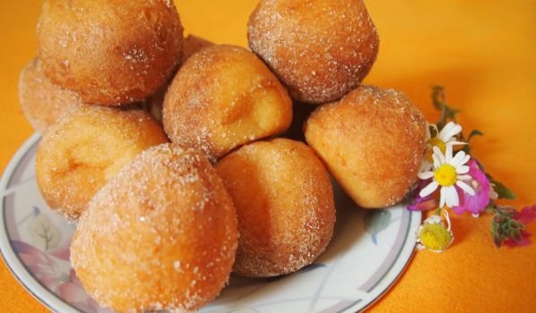 Понички топчета