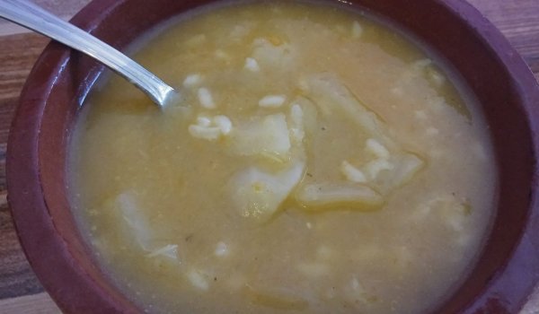 Португалска кремсупа със зеле (Sopa Juliana)