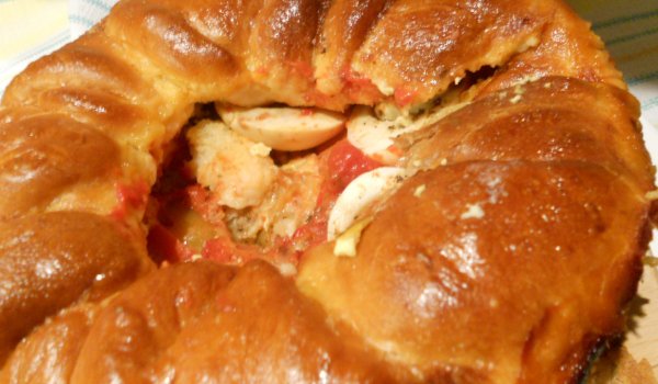Португалска пица с чушки, яйца и моцарела