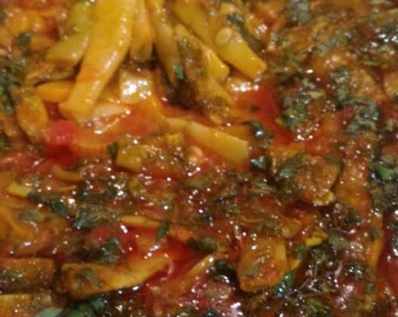 Постен жълт боб на фурна