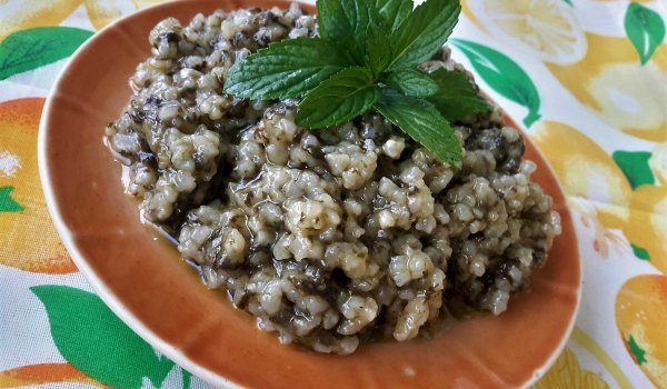 Постен ориз с лапад
