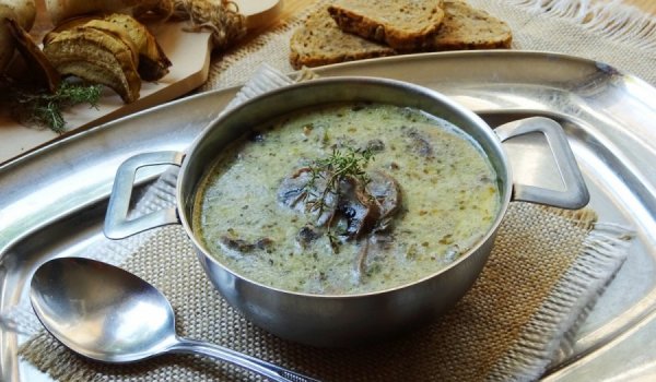 Постна гъбена супа