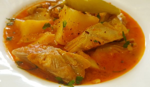 Постна яхния с артишок и картофки