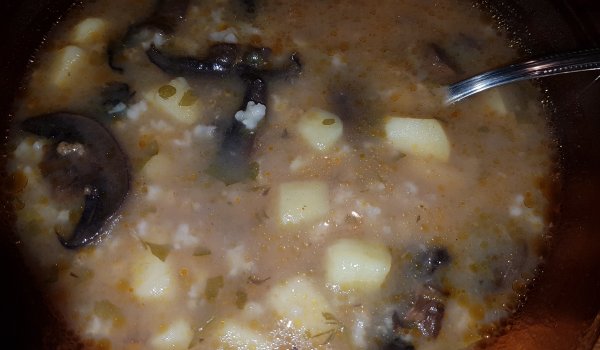 Постна яхния с гъби и картофи